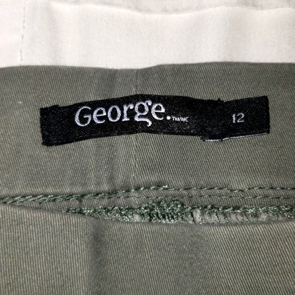 Girls Straight Leg Jeans - Picture 2 of 3